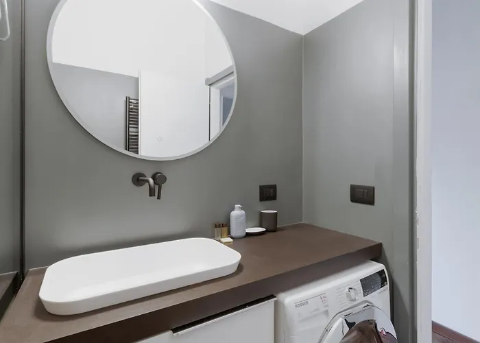 Gerusalemme - Cenisio - Bilocale Comfy Appartamento *